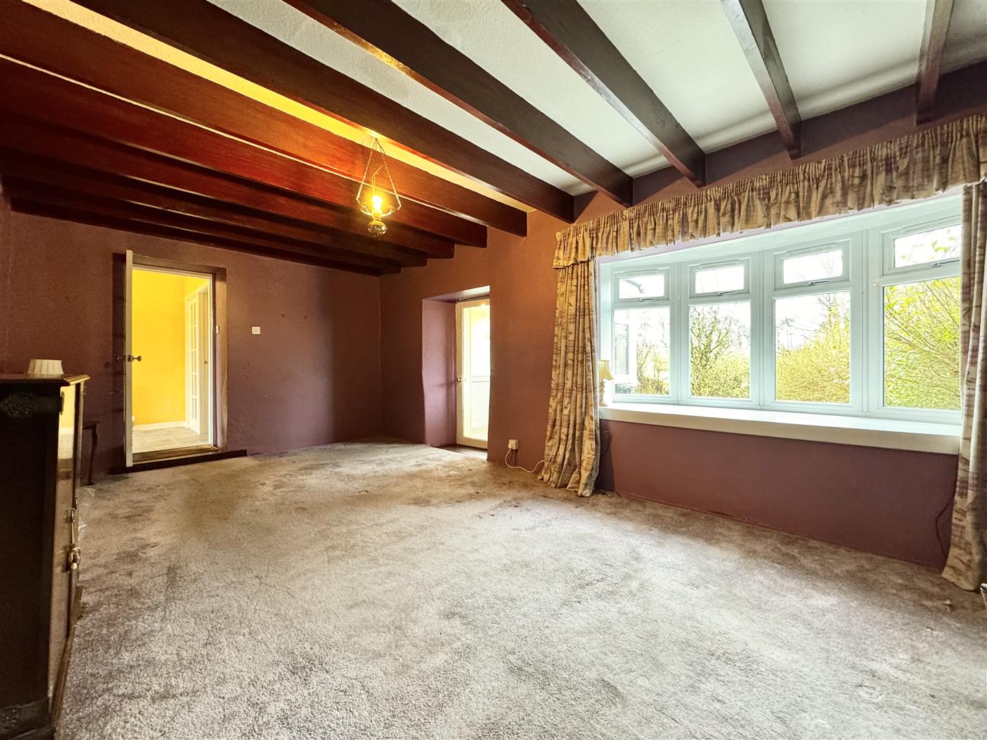 Tups Road, Kilncadzow, Carluke Residence Estate Agents